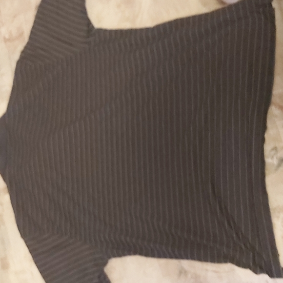 Van Heusen T-Shirt - Picture 7 of 7